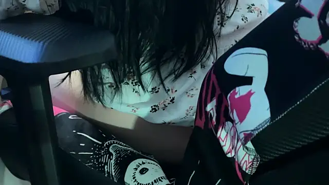 Snapshot of KiraLiLime chatting on March 2025 03:24:01 PM KiraLiLime online show from March 2025 03:24:01 PM