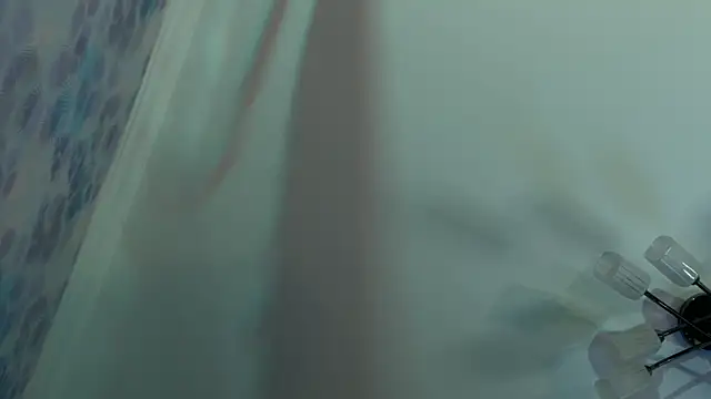 Snapshot of KiraLiLime chatting on March 2025 06:12:02 PM KiraLiLime online show from March 2025 06:12:02 PM