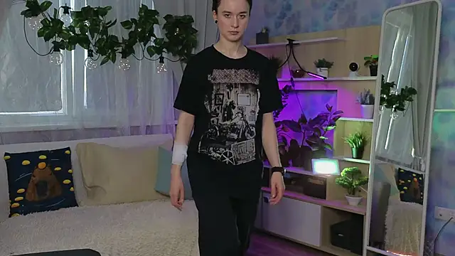 Snapshot of KiraLiLime chatting on March 2025 02:53:02 PM KiraLiLime online show from March 2025 02:53:02 PM