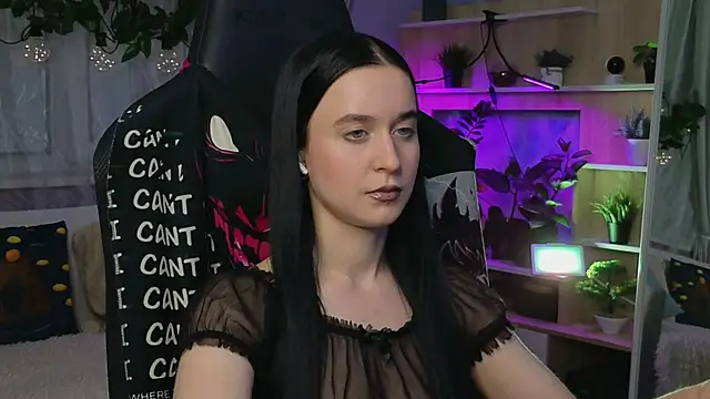 Snapshot of KiraLiLime chatting on March 2025 09:02:02 PM KiraLiLime online show from March 2025 09:02:02 PM