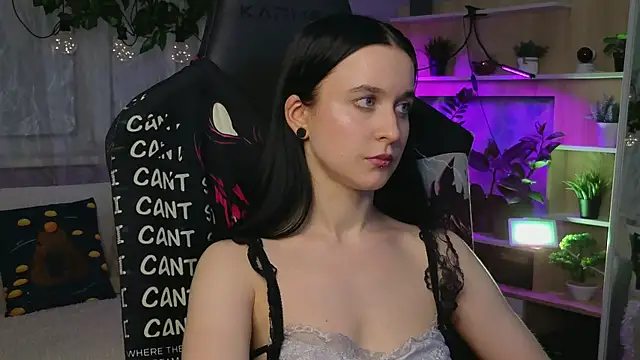 Snapshot of KiraLiLime chatting on March 2025 07:13:02 PM KiraLiLime online show from March 2025 07:13:02 PM