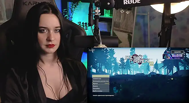 KiraLiLime online show from November 2025 07:13:02 PM