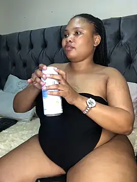 Anaelle24 online show from May 2026 04:30:02 AM