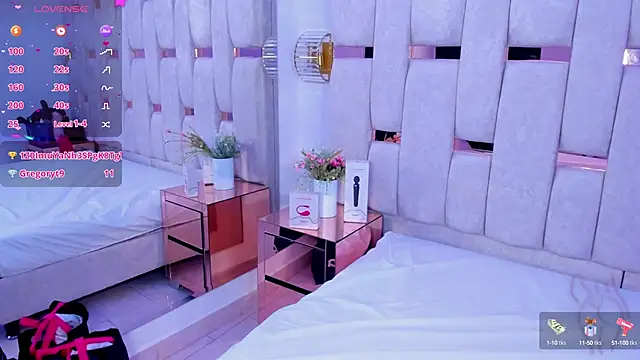 mia schwarz online show from February 2025 04:44:01 PM