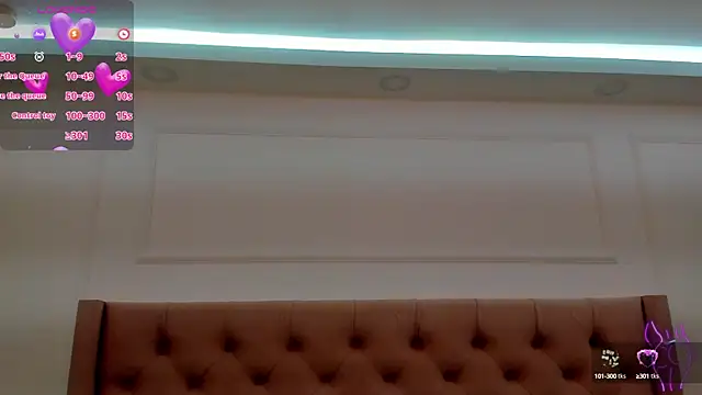 mia schwarz online show from September 2025 09:58:02 PM