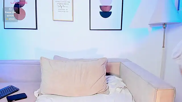 Keisha west online show from November 2025 06:57:02 AM