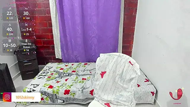 Snapshot of Megann_1410 chatting on October 2025 02:09:02 AM Megann 1410 online show from October 2025 02:09:02 AM