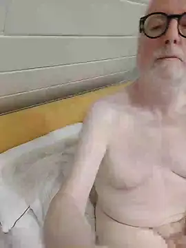 Snapshot of Greyhound70 chatting on March 2025 10:13:02 PM Greyhound70 online show from March 2025 10:13:02 PM