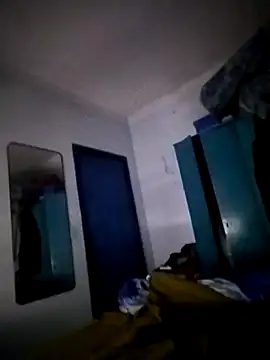 Snapshot of Xtrem3HARDxxx chatting on December 2024 02:44:01 PM Xtrem3HARDxxx online show from December 2024 02:44:01 PM