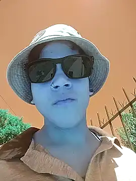 Snapshot of Xtrem3HARDxxx chatting on January 2025 02:02:02 PM Xtrem3HARDxxx online show from January 2025 02:02:02 PM