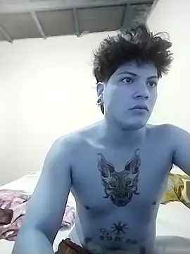 Snapshot of Xtrem3HARDxxx chatting on January 2025 06:01:02 AM Xtrem3HARDxxx online show from January 2025 06:01:02 AM