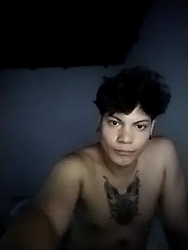 Snapshot of Xtrem3HARDxxx chatting on January 2025 09:04:01 AM Xtrem3HARDxxx online show from January 2025 09:04:01 AM