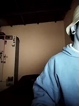 Snapshot of Xtrem3HARDxxx chatting on March 2025 03:26:01 AM Xtrem3HARDxxx online show from March 2025 03:26:01 AM