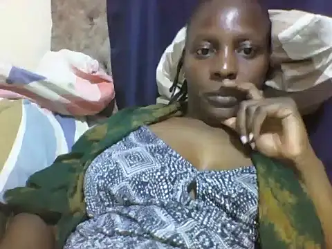 Snapshot of Sweet-piie chatting on March 2025 07:24:02 PM Sweet-piie online show from March 2025 07:24:02 PM