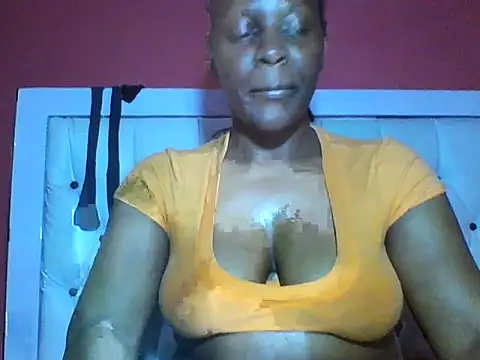 Snapshot of Sweet-piie chatting on November 2025 06:30:01 PM Sweet-piie online show from November 2025 06:30:01 PM