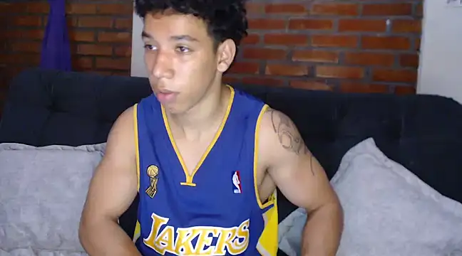 Snapshot of ethan_noir chatting on December 2024 09:19:01 PM ethan noir online show from December 2024 09:19:01 PM