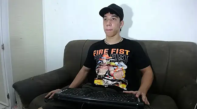 Snapshot of ethan_noir chatting on February 2025 12:17:01 AM ethan noir online show from February 2025 12:17:01 AM