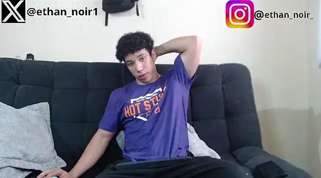 Snapshot of ethan_noir chatting on March 2025 07:44:02 PM ethan noir online show from March 2025 07:44:02 PM