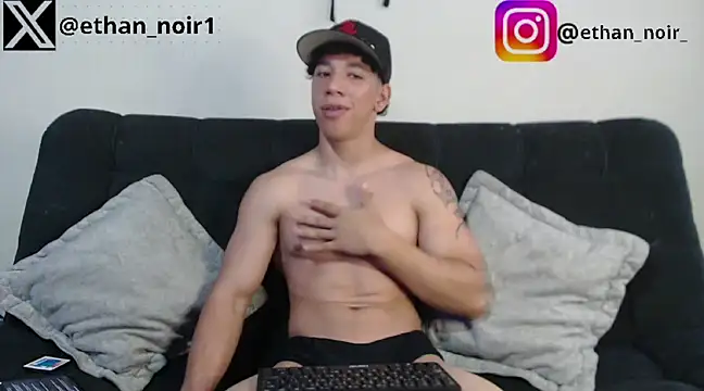 Snapshot of ethan_noir chatting on March 2025 04:37:02 PM ethan noir online show from March 2025 04:37:02 PM