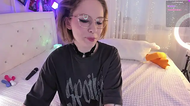 Natural pussy online show from March 2025 01:26:02 PM