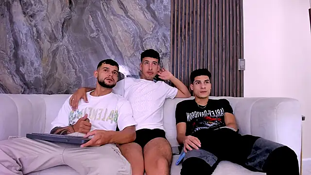 hot day online show from March 2025 01:46:02 AM