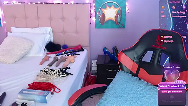 Ruby Skywalker  online show from December 2024 05:18:02 AM