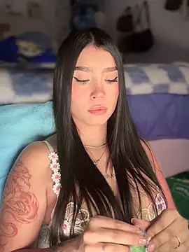 -Loren- online show from June 2026 12:16:02 PM