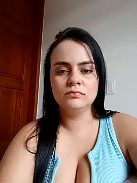 Im Amelia online show from January 2025 08:43:01 PM