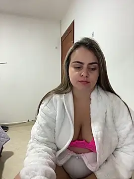 Im Amelia online show from May 2026 01:14:01 AM