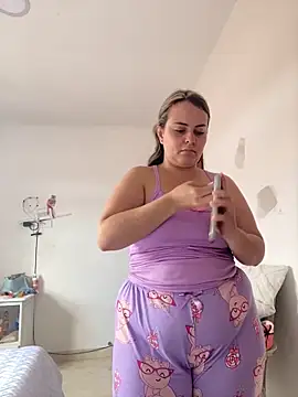 Im Amelia online show from June 2026 02:27:02 PM