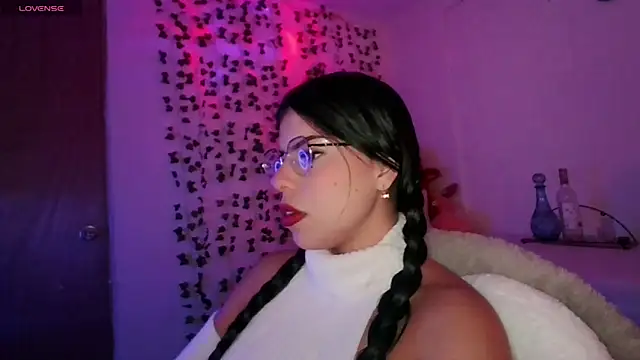 Adararose1 online show from September 2025 06:07:01 PM