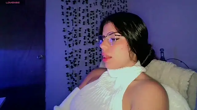 Adararose1 online show from September 2025 01:33:01 AM