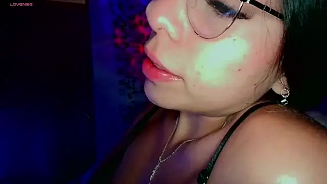 Adararose1 online show from October 2025 07:32:02 PM