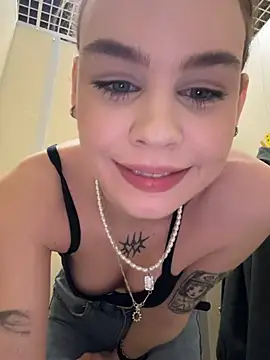 Street young online show from March 2026 12:08:01 PM