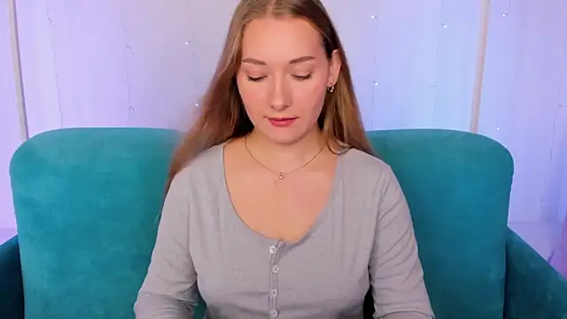 AlinaVice online show from September 2025 01:07:01 AM