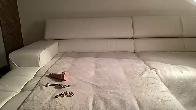 sexyLolia11 online show from September 2025 10:48:01 PM