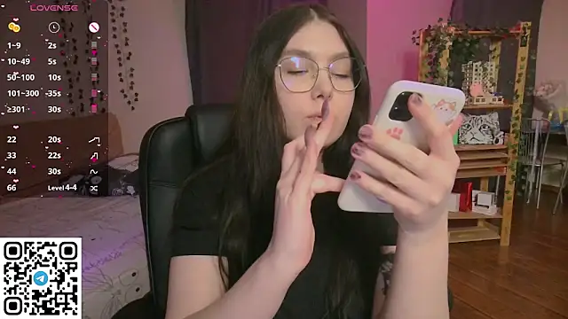 Arizonaa Muse online show from March 2026 01:26:01 PM