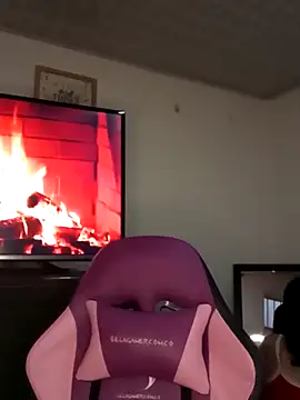 Lanna hott  online show from November 2025 11:20:02 AM