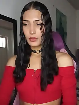 Lanna hott  online show from July 2026 07:30:01 PM