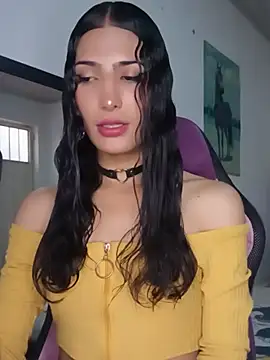 Lanna hott  online show from July 2026 07:41:01 PM
