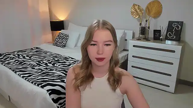 shy  lady online show from January 2025 12:57:02 AM