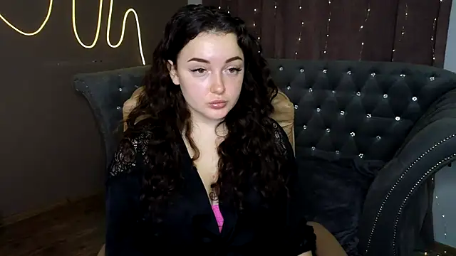 GloriNichols online show from January 2025 06:38:01 AM