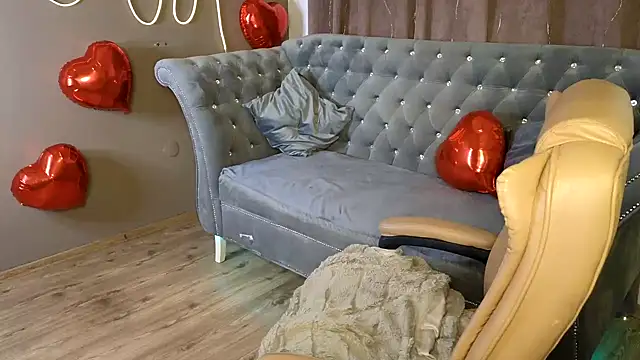 GloriNichols online show from February 2025 06:34:02 AM