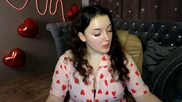 GloriNichols online show from February 2025 09:26:02 AM