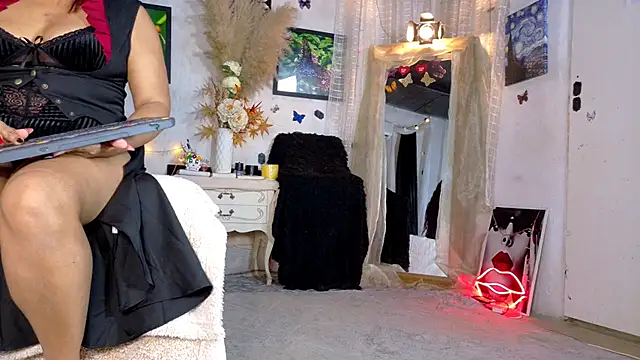 Kyara Queen online show from June 2026 06:34:01 PM