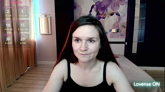 AriaGray online show from June 2026 12:40:01 PM
