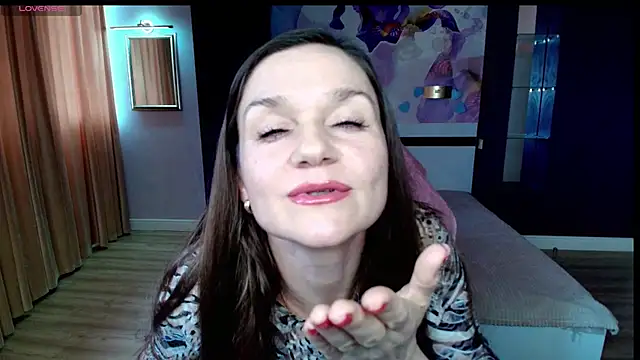 AriaGray online show from July 2026 08:09:02 AM