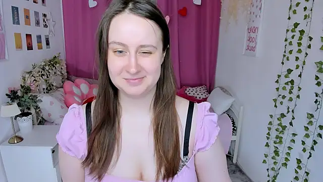 Lattea online show from June 2026 04:33:01 PM