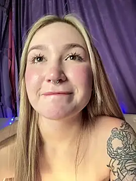 Snapshot of Rimmahottes chatting on February 2025 03:56:02 AM Rimmahottes online show from February 2025 03:56:02 AM