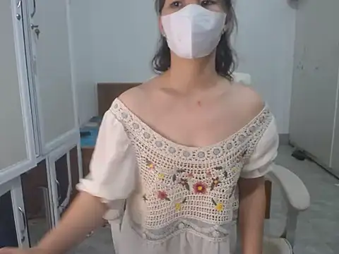 Snapshot of Susu204 chatting on February 2025 02:24:01 PM Susu204 online show from February 2025 02:24:01 PM